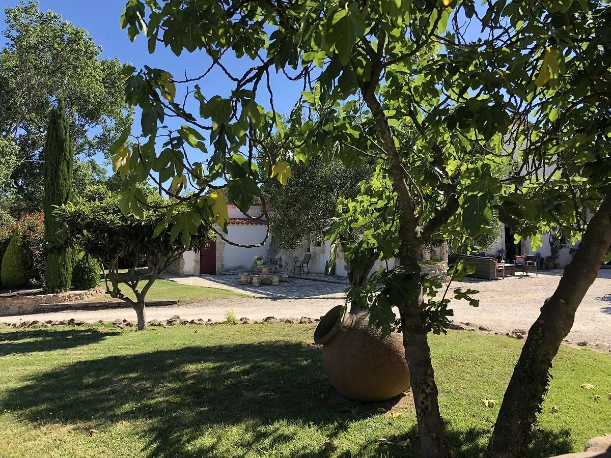 Franciach B&B El Ranxo לינה וארוחת בוקר